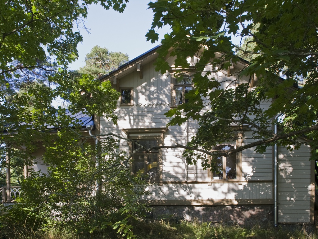 Laajasalo Nuottaniemi, Villa Tallbacka.