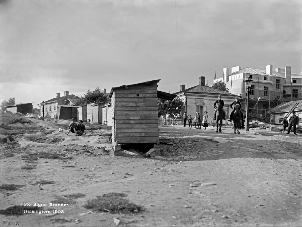 Vaasankatu 9. Pengerkatu 30 (= Kinaporinkatu 2)