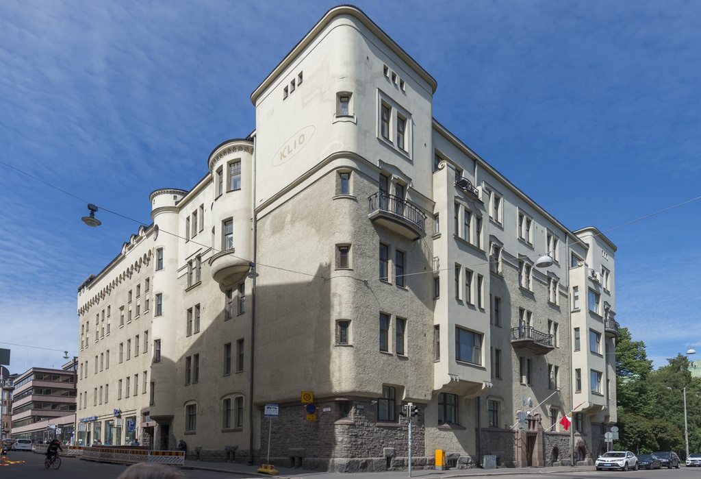 Annankatu 19 - Lönnrotinkatu 7. Arkkitehtitoimiston Polón & Georg Wasastjerna suunnittelema rakennus "Klio". Rakennusvuosi 1905.