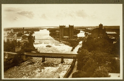 Narva Count at Kreenholm  duplicate photo