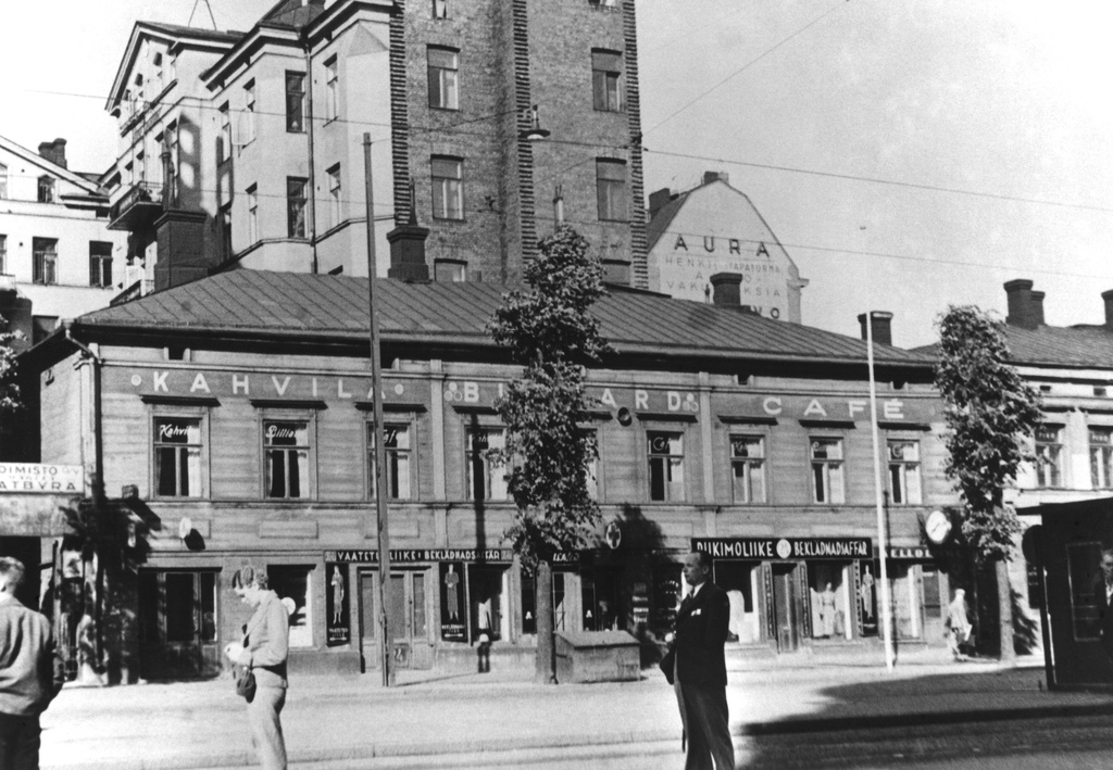 Heikinkatu 24 (= Mannerheimintie 20).