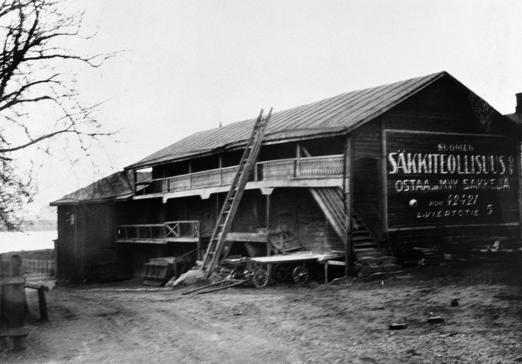 Läntinen Viertotie 5 (Mannerheimintie13).