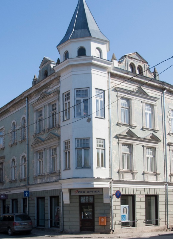 foto, Viljandi, Lossi tn 26, foto I. Tavaste, värviline rephoto