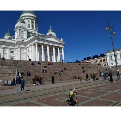 Helsingin Tuomiokirkko ja Senaatintori. rephoto