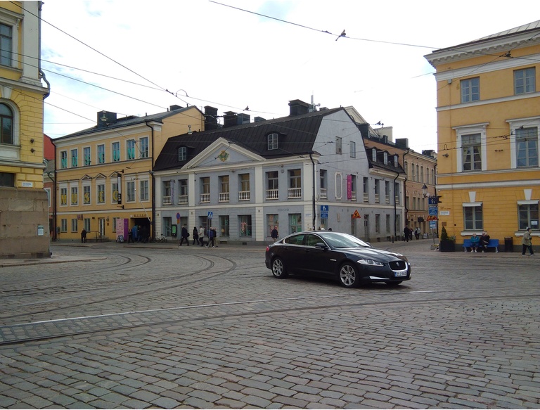 Aleksanterinkatu 18. Sederholmin talo, vieressä Remanderin talo rephoto