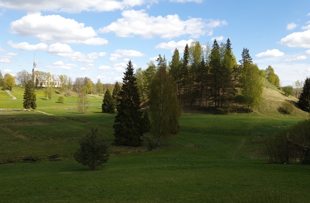 Otepää Linnamägi and Church in 1921 rephoto