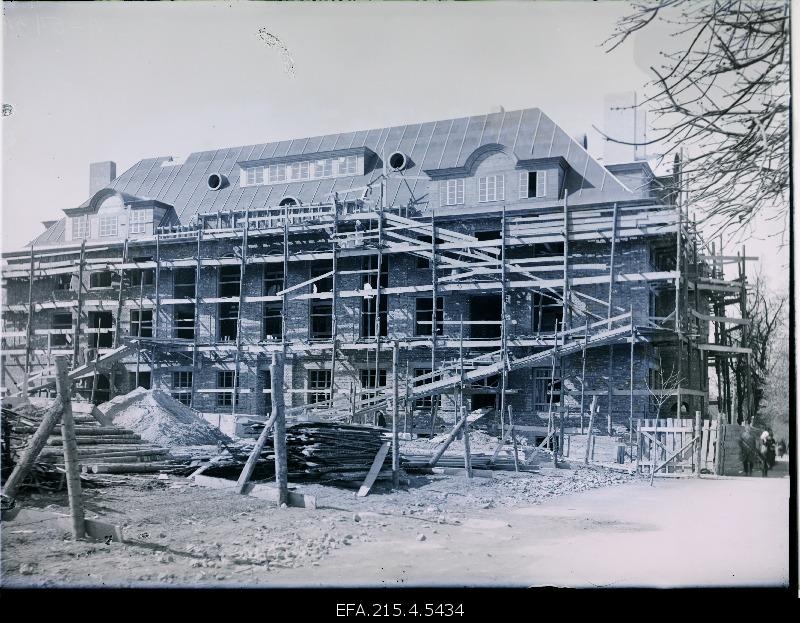 Valmira Estonian Bank Viljandi department building finishing work.