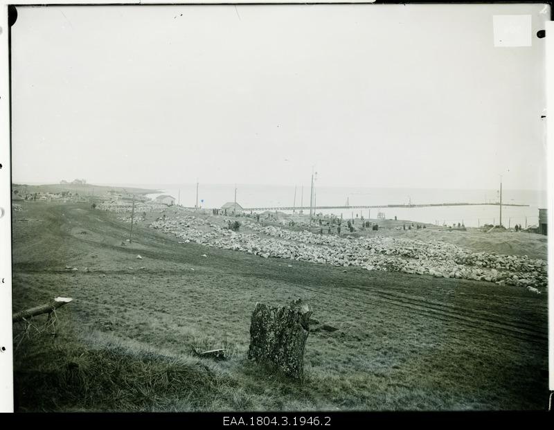 Port construction in Koplis