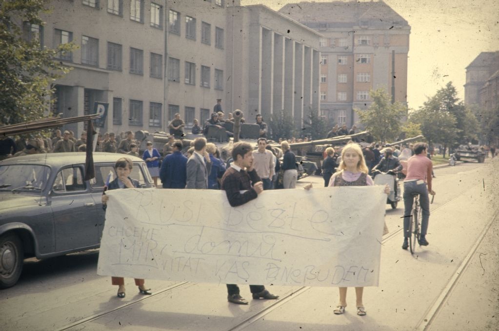 Architectural institution, building class: events, staff and students