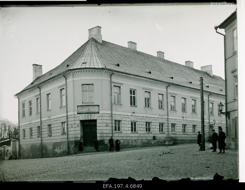 Real school in Riga Street.
