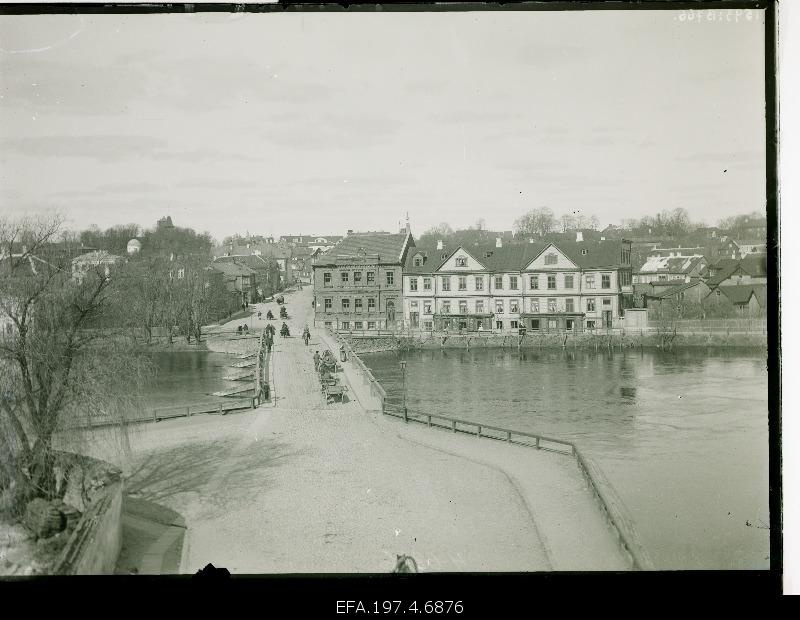 View of the wooden bridge and the Russian street.