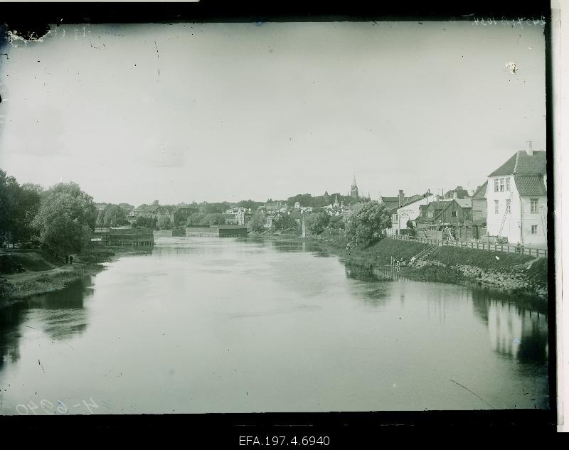 View of Emajõele and Kalda Street.