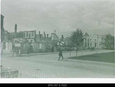 Ruins in Raekoja Street.  duplicate photo