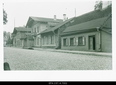 Tiigi Street. On the right of the building of the German Hand Workers Society.  duplicate photo