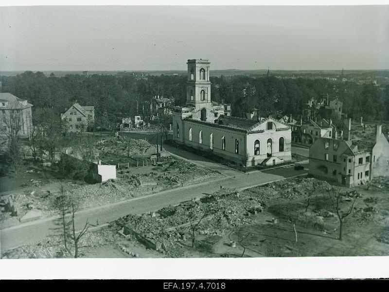 Ruins in Tiigi Street. In the middle of the broken Mary Church.