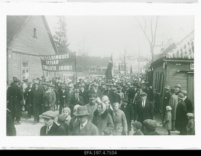 The Workers' 1st May demonstration at the corner of the broad and Jakobi street.  similar photo