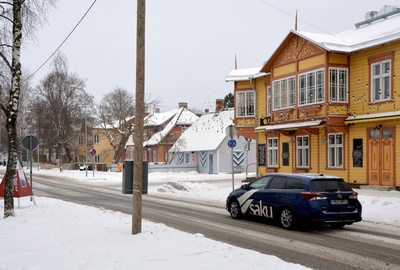 Fotonegatiiv. Tuletõrjeauto Pärnus Supeluse tänaval rephoto