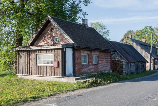 Next buildings of Heimtali manor Viljandi county Viljandi county Heimtali village rephoto