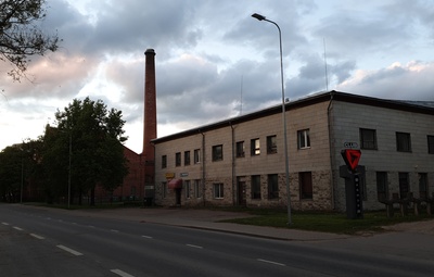 Foto. Võru Piiritusevabrik Kreutzwaldi ja Paju tänavate nurgal 1910.aastal rephoto