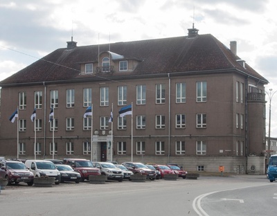 Valmira Estonian Bank Viljandi department building finishing work. rephoto