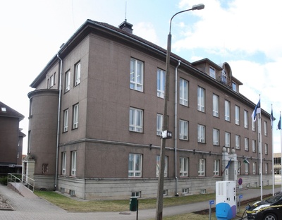 Valmira Estonian Bank Viljandi department building finishing work. rephoto