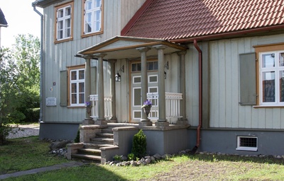 FR. Kuhlbars residence in Viljandi in the years 1862-1924 rephoto