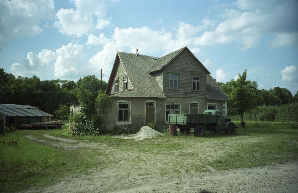 Mõisaküla choir station.