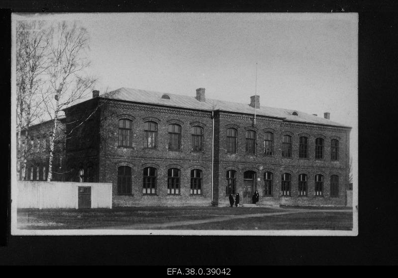 Building of Pärnu School of Commerce (established in 1913).