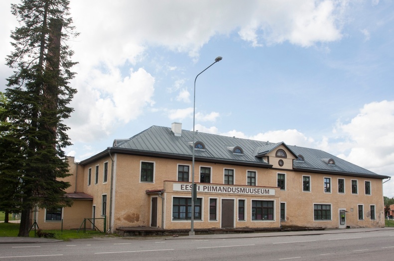 Imavere Ühispiimatalitus hoone ja transport rephoto