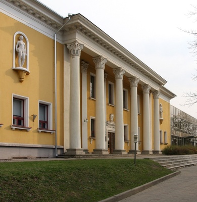 värvifoto, Viljandi Spordikool, 1983 rephoto