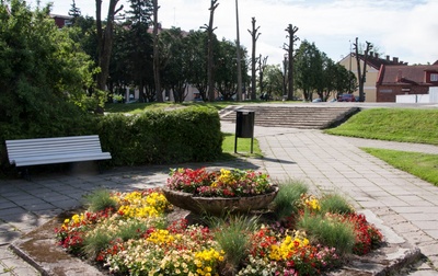 foto, Viljandi, Keskväljak, V. Kingissepa (Lossi) tn 18/20, u 1950 rephoto