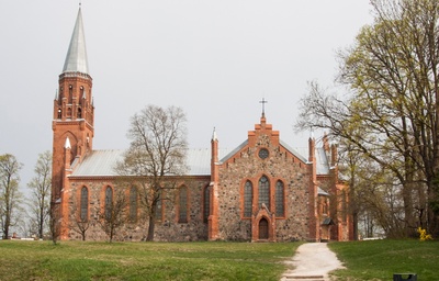 foto albumis, Viljandi, Pauluse kirik, u 1915, foto J. Riet rephoto