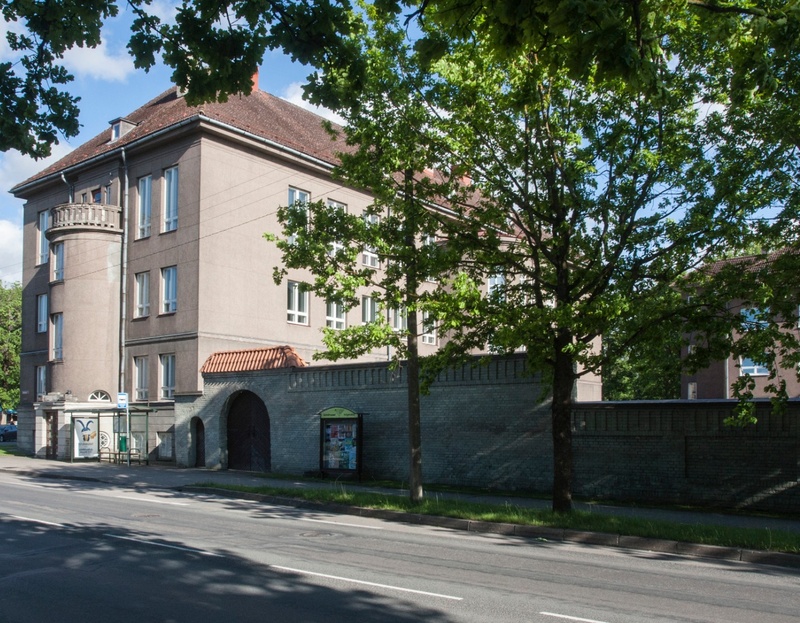 Valmira Estonian Bank Viljandi department building finishing work. rephoto