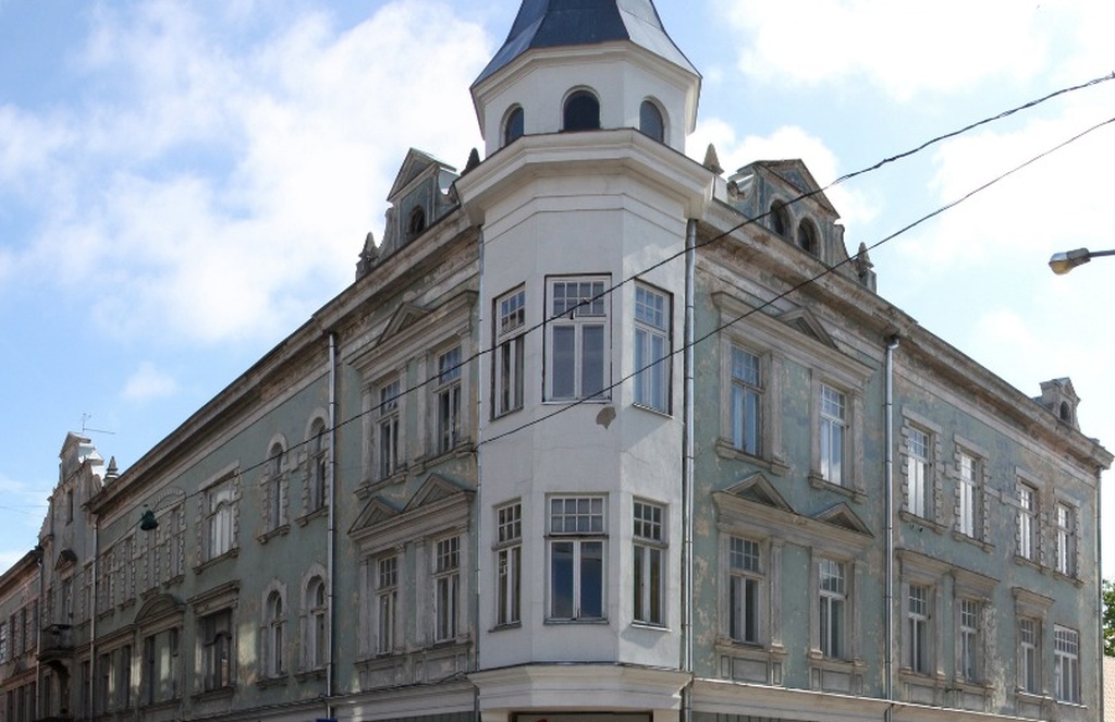 foto Viljandi, Lossi tn 26, tikuvabrikant E.Pohl'i majaehitus 1907-1908 rephoto