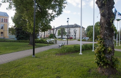 foto Viljandi taastamistööd, raekoja esine plats, 1946 foto T. Parri rephoto