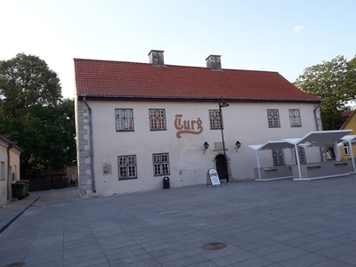 Kuressaare Cadet School building rephoto