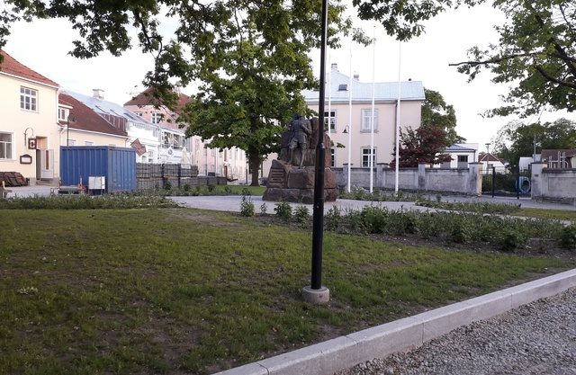 Saaremaa. Kuressaare rajooni autahvel. rephoto