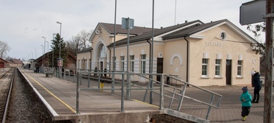 stereofoto, Viljandi, raudteejaam, ooteplatvorm, inimesed, u 1905 rephoto