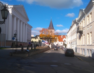 Jaani Street. On the left University. rephoto