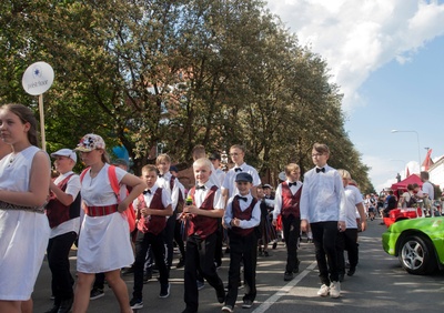 foto Viljandi rajooni laulupäev, Tallinna tn 1960 foto E.Veliste rephoto