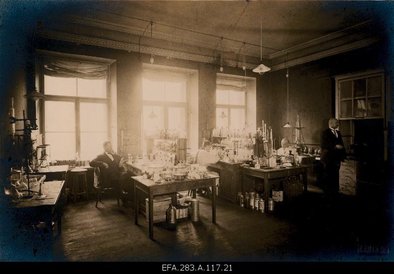 Tallinn Tehnikami Technical Analysis Laboratory.