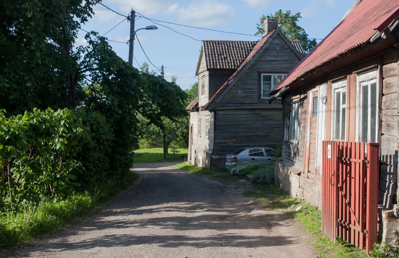 fotopostkaart, Viljandi, Oru tn (paremalt 15a, 13) u 1910, foto A. Livenstroem rephoto