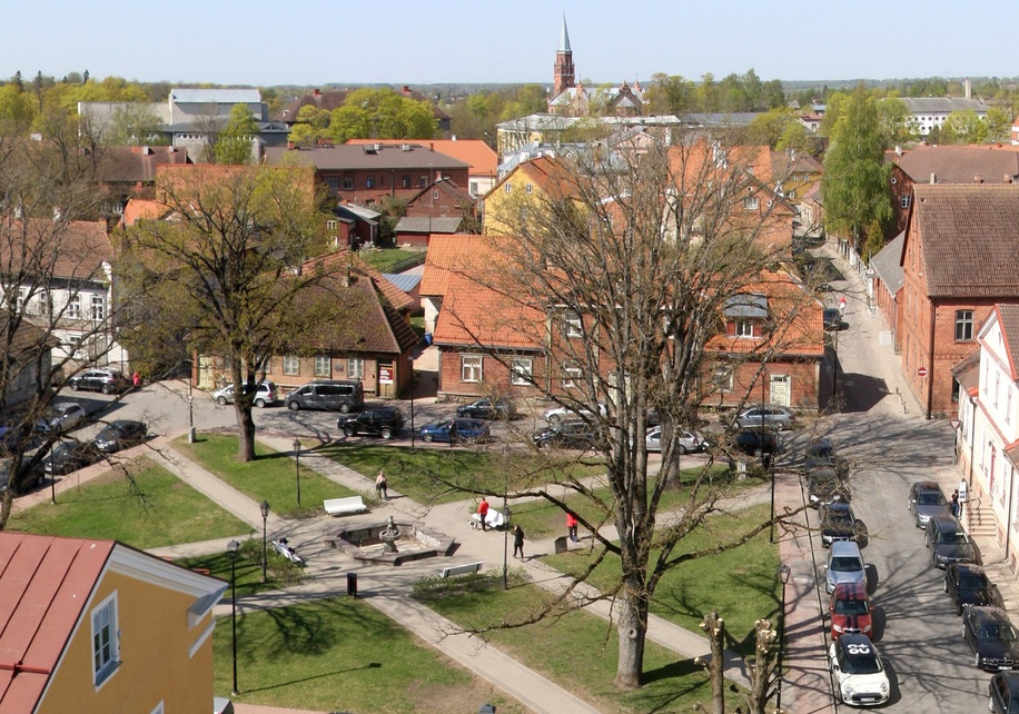 foto Üldvaade Viljandile raekoja tornist rephoto