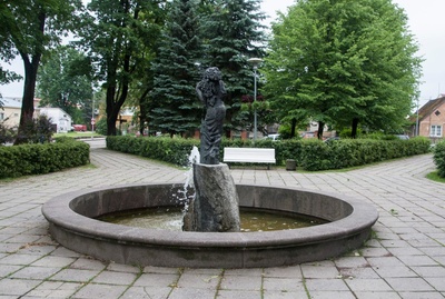 fotonegatiiv, Viljandi, Lastepark, purskkaev, u 1915 foto J.Riet rephoto