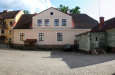 foto, Viljandi muuseum, hooned ehituse ajal, oktoober 1993, foto L. Kadalipp rephoto