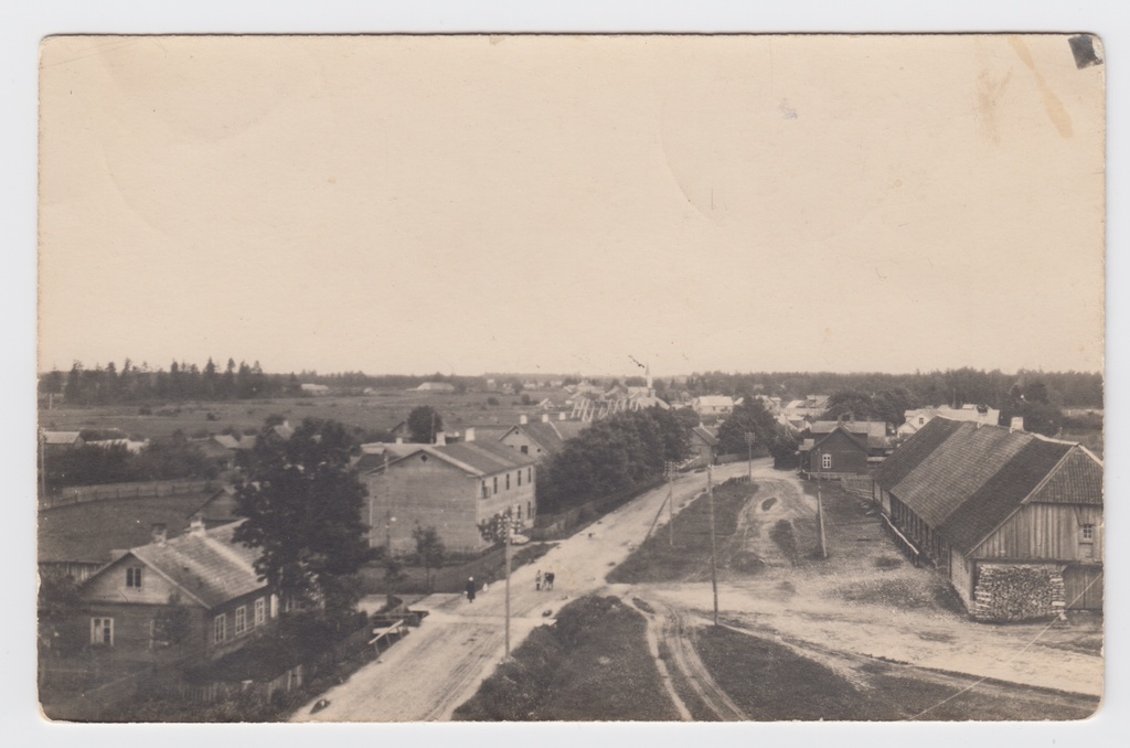 1923 Review of the Old Street. On the right Vändra pitch and on the left Vana tn 56. Photo postcard, original.