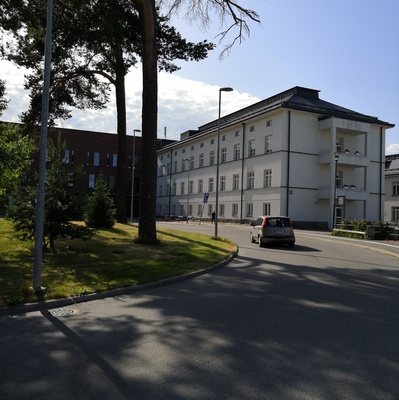 Malmin sairaalan rakennuksia, Talvelantie 6. rephoto