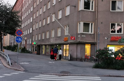 Mannerheimintie 152. - Kuusitie 2. Elannon myymälä, lihamyymälä, Helsingin osakepankki rephoto