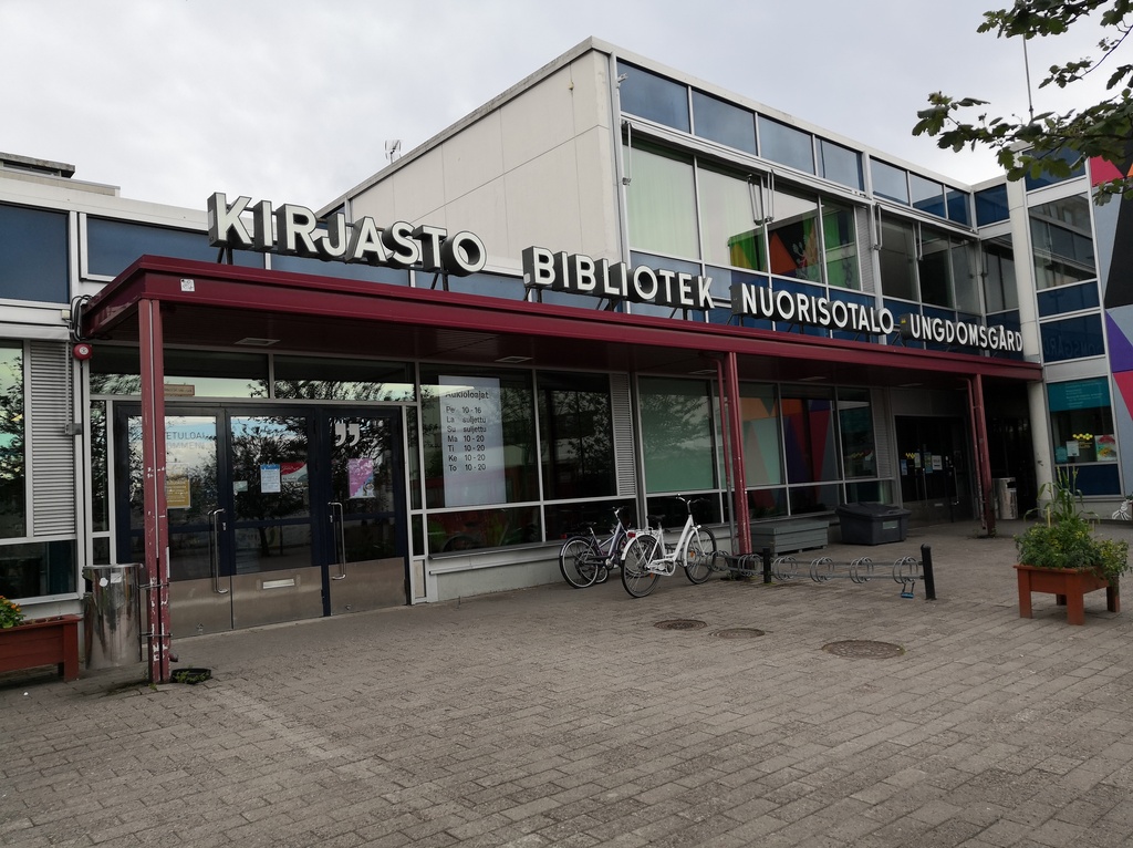 Kontulan kirjasto rephoto