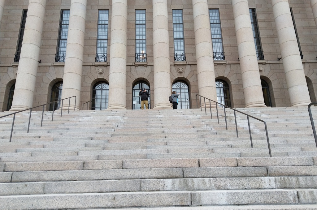 Demonstration against the European Economic Community (EEC ) on the stairs of the House of Representatives. rephoto